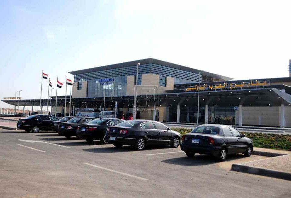 أبرز خدمات ليموزين مطار برج العرب من بيك أب ليموزين